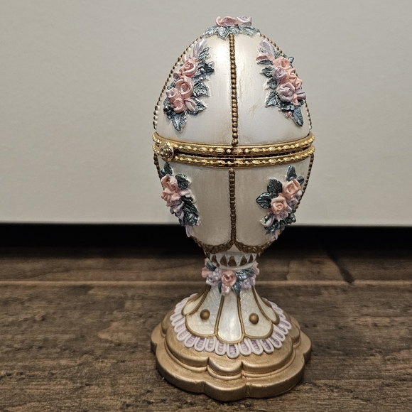 Vintage Lefton Royal Egg Music Trinket Box Hand Painted - Picture 7 of 7